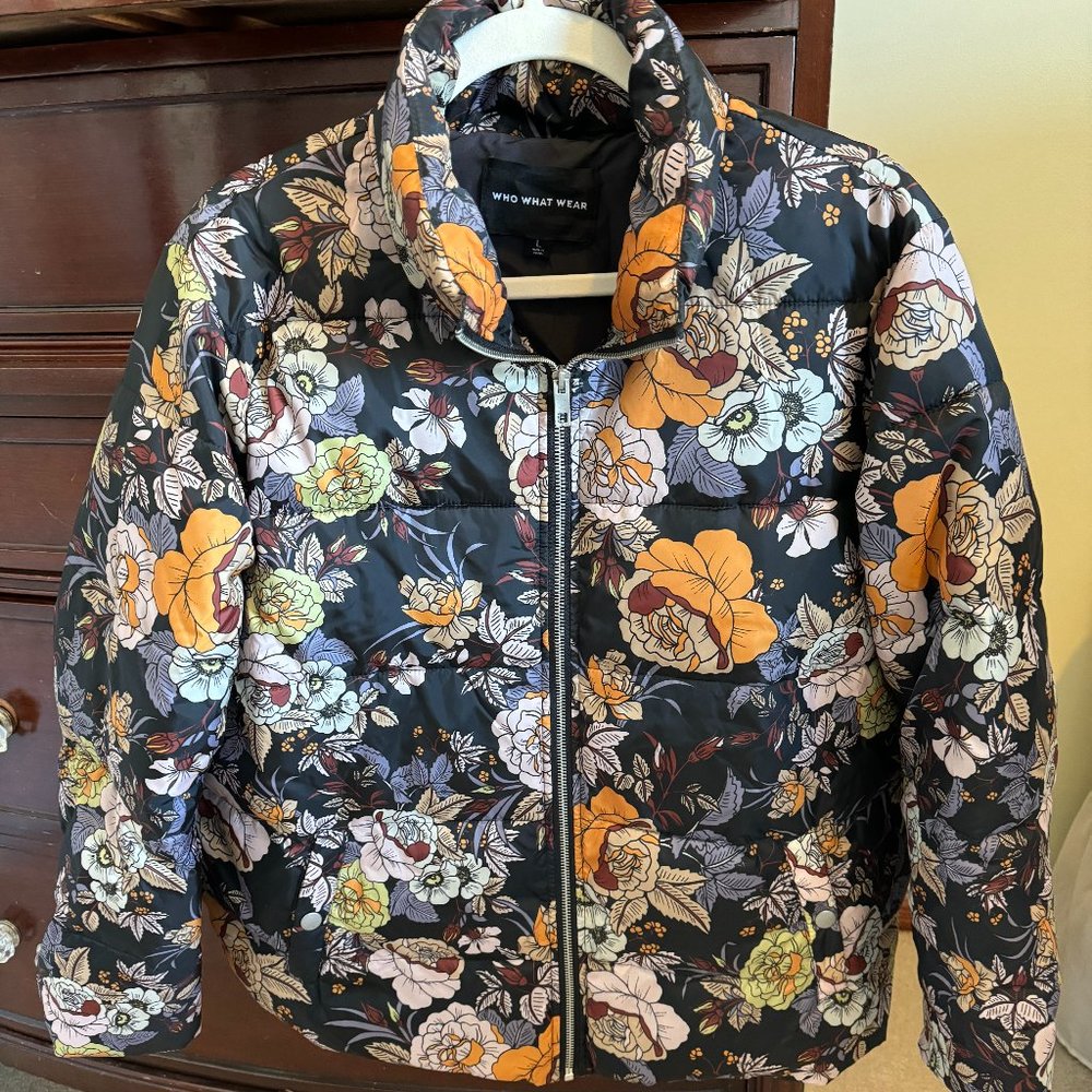 Black Floral Puffer Jacket - Who What Wear - L